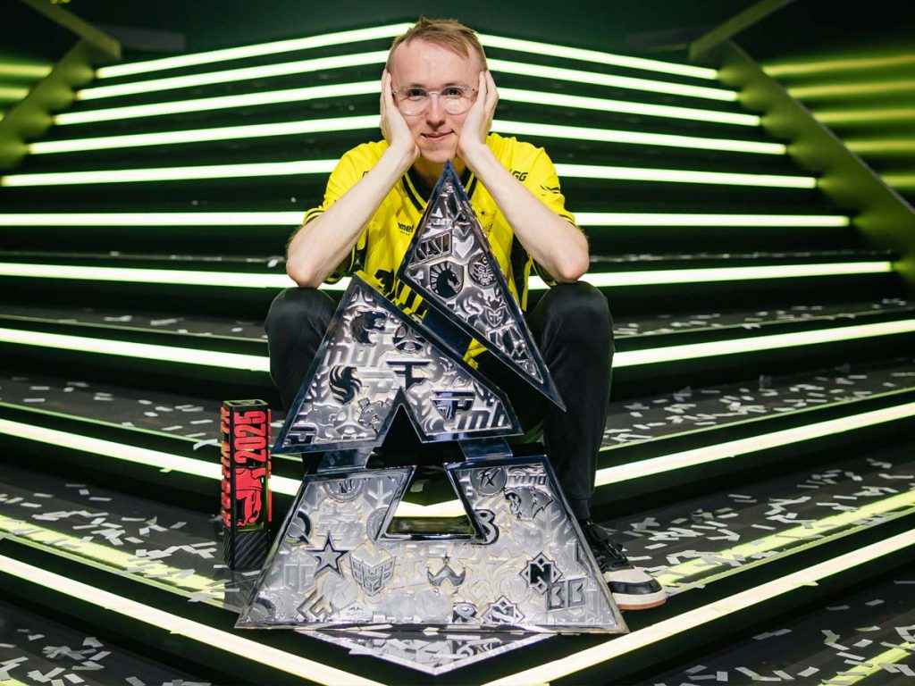 Лучшие игроки CS2. ropz