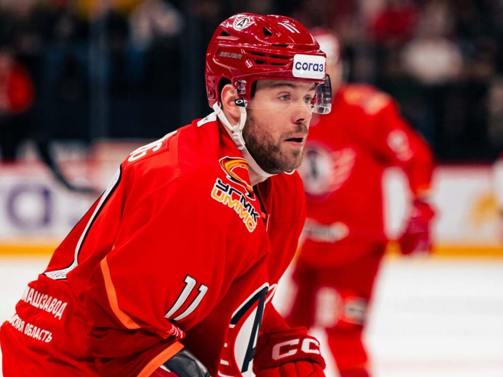 Трансферы КХЛ | Спронг перешел в Автомобилист